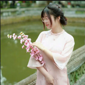 khách hàng Huyền