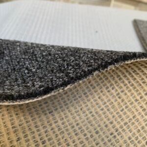 Thảm cuộn một màu Indonesia LA  1