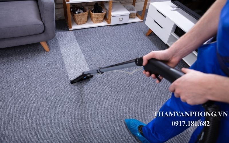 Vệ sinh thảm đúng cách giúp thảm luôn sạch sẽ và kéo dài tuổi thọ